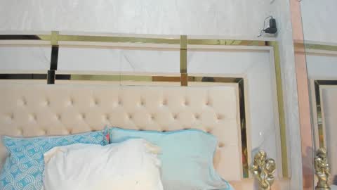 cameron_hearts online show from 6, 1, 2026