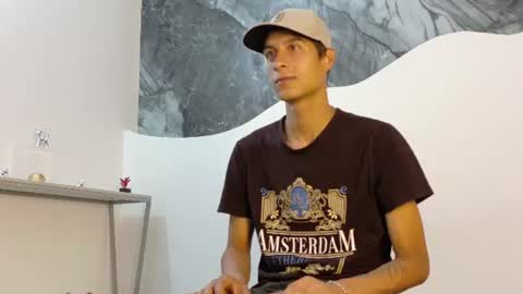 Snapshot of cameronsilverman chatting on 17, 6, 2026 cameronsilverman online show from 17, 6, 2026