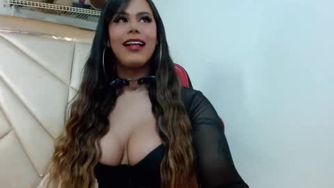 Snapshot of cami624586 chatting on 6, 11, 2025 Cami12 online show from 6, 11, 2025