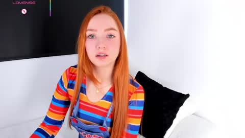 Snapshot of cami_lovers1 chatting on 24, 7, 2026 camii online show from 24, 7, 2026