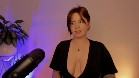 Snapshot of camidoll_10 chatting on 19, 1, 2025 camila online show from 19, 1, 2025