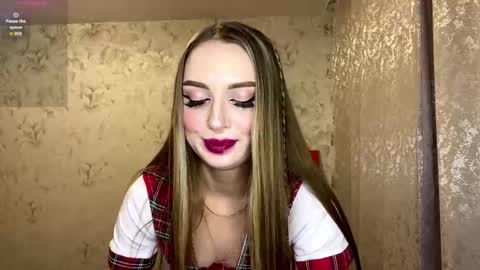 Snapshot of camienevius chatting on 18, 3, 2026 Hello My name is Rina im new model here and little but shy but curious. online show from 18, 3, 2026