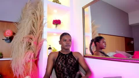 camiestrada online show from 26, 1, 2025