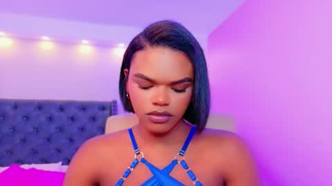 camiestrada online show from 12, 9, 2025