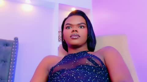 camiestrada online show from 12, 9, 2025