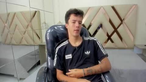 Snapshot of camievan chatting on 2, 3, 2026 camievan online show from 2, 3, 2026