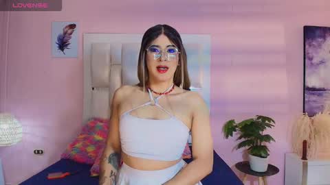 CA M I online show from 4, 12, 2025