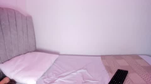 camii_sweett2 online show from 28, 9, 2025