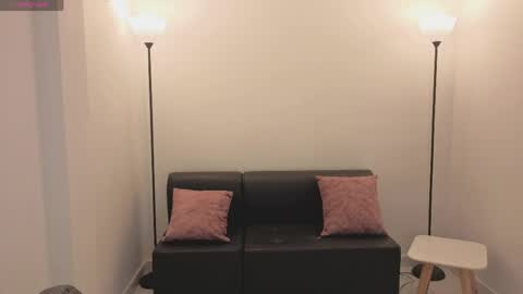 Camila online show from 18, 4, 2026