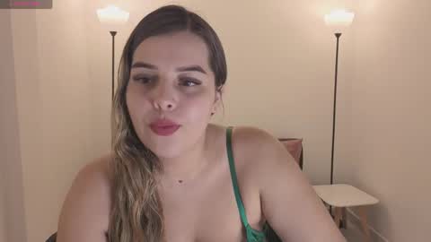Snapshot of camiilaa1 chatting on 8, 6, 2026 Camila online show from 8, 6, 2026