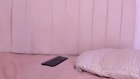 Snapshot of camila_adams chatting on 22, 12, 2024 Cami online show from 22, 12, 2024