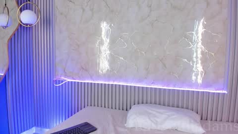 Snapshot of camila_adams chatting on 27, 10, 2025 Cami online show from 27, 10, 2025