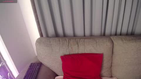 Camila online show from 28, 2, 2025