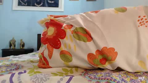 Instagram camila blande1 online show from 30, 1, 2025