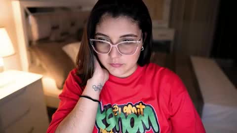 Camila buitrago online show from 8, 10, 2025