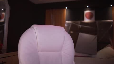 camila_martinez9 online show from 17, 10, 2025