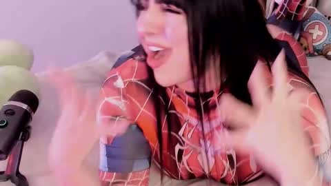 Camila online show from 14, 10, 2025