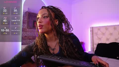 Camila Mishima online show from 30, 1, 2025