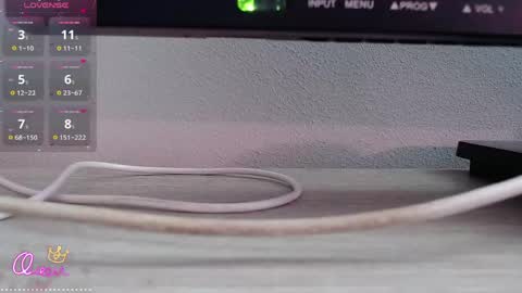 camila_torresss online show from 12, 4, 2026