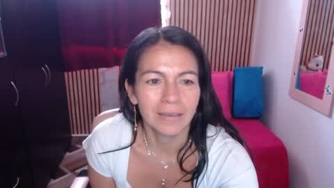 Camila Vargas online show from 15, 4, 2026