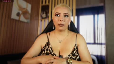 Snapshot of camilaachainn chatting on 27, 6, 2026 online show from 27, 6, 2026
