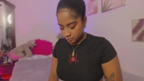 Camila Foox online show from 13, 10, 2025