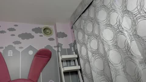 Camila  online show from 21, 1, 2025