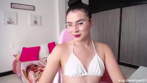 X IGcamiryan01 online show from 12, 2, 2025