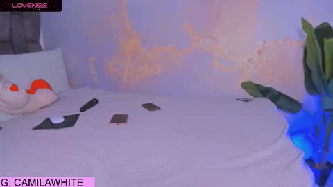 MARIA CAMILA        online show from 24, 9, 2025