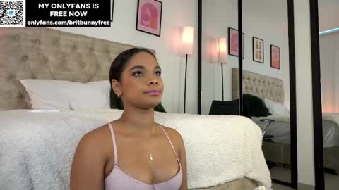 Snapshot of camilitasu chatting on 16, 2, 2025 Brit online show from 16, 2, 2025