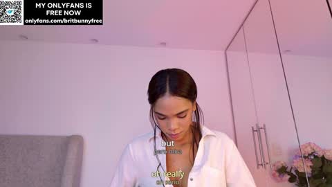 Snapshot of camilitasu chatting on 22, 9, 2025 Brit online show from 22, 9, 2025