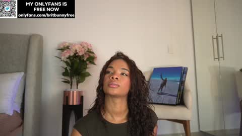 Snapshot of camilitasu chatting on 9, 11, 2025 Brit online show from 9, 11, 2025