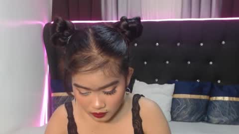 Snapshot of camilla_morena chatting on 23, 11, 2025 camilla_morena online show from 23, 11, 2025