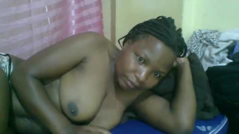 Snapshot of camillah_sweet chatting on 30, 11, 2025 camillah_sweet online show from 30, 11, 2025