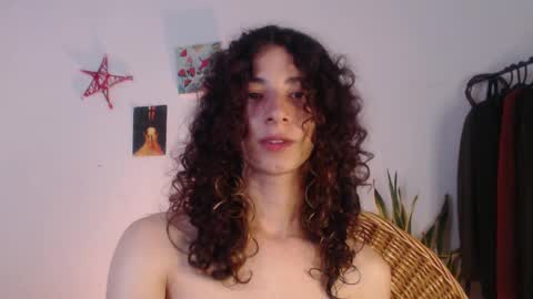 Snapshot of camille_delrey chatting on 21, 1, 2025  Camille   online show from 21, 1, 2025