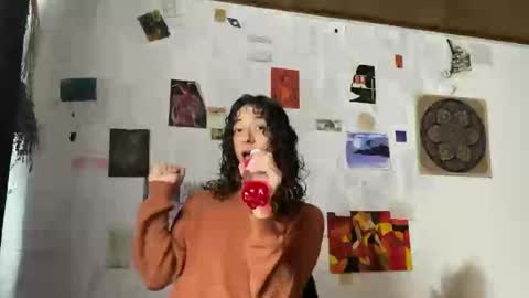 Snapshot of camille_delrey chatting on 7, 2, 2025  Camille   online show from 7, 2, 2025
