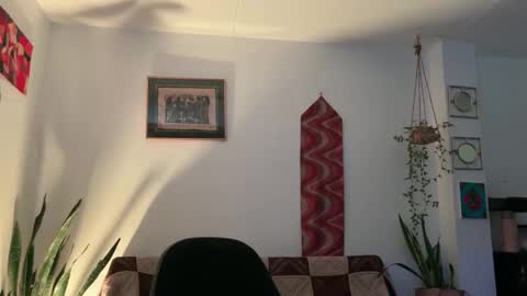 Snapshot of camille_delrey chatting on 8, 5, 2026 Camille online show from 8, 5, 2026