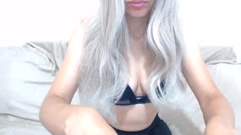 Snapshot of camillebunny chatting on 19, 7, 2026 CamilleBunny online show from 19, 7, 2026