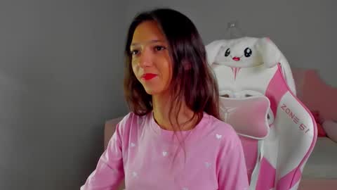 camillewhite online show from 17, 3, 2026