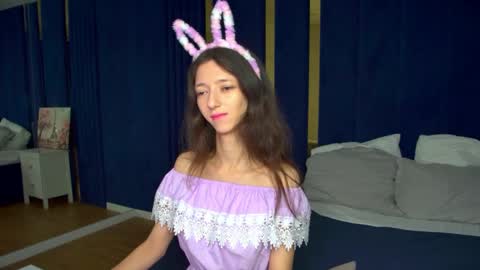 camillewhite online show from 10, 4, 2026