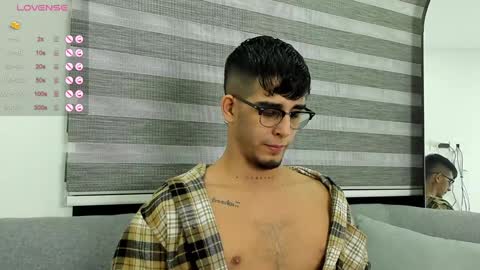 Snapshot of camilo_ospina_ chatting on 30, 1, 2025 INDEPENDENT MODEL online show from 30, 1, 2025