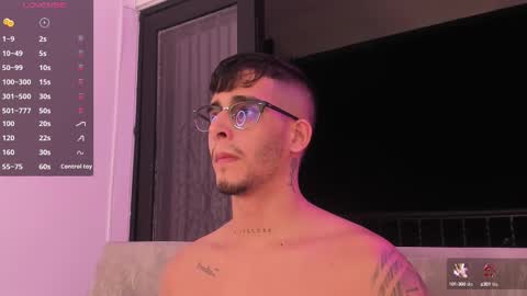 Snapshot of camilo_ospina_ chatting on 9, 2, 2025 INDEPENDENT MODEL online show from 9, 2, 2025