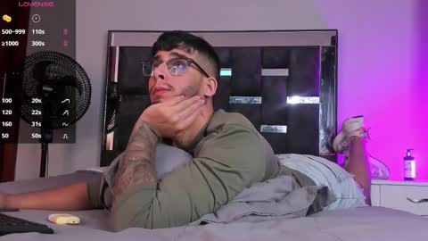 Snapshot of camilo_ospina_ chatting on 19, 2, 2025 INDEPENDENT MODEL online show from 19, 2, 2025