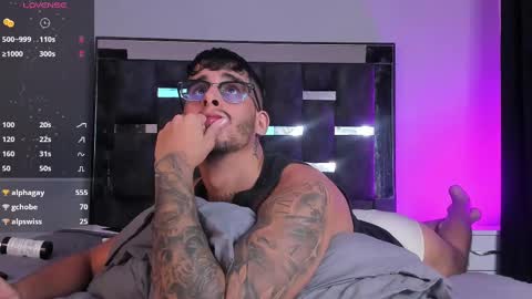 Snapshot of camilo_ospina_ chatting on 26, 2, 2025 INDEPENDENT MODEL online show from 26, 2, 2025