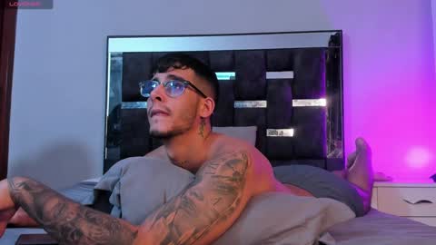 Snapshot of camilo_ospina_ chatting on 5, 3, 2025 INDEPENDENT MODEL online show from 5, 3, 2025