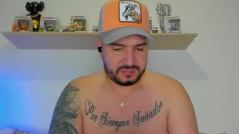 camilo_restrepo21 online show from 25, 3, 2026