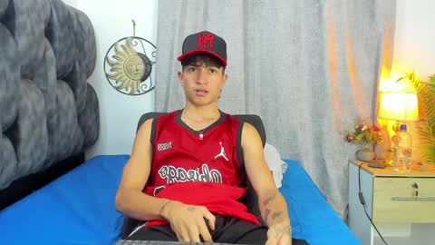 Snapshot of camilobass_ chatting on 7, 4, 2026 Camilo Bass online show from 7, 4, 2026