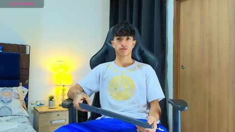 Snapshot of camilobass_ chatting on 26, 4, 2026 Camilo Bass online show from 26, 4, 2026