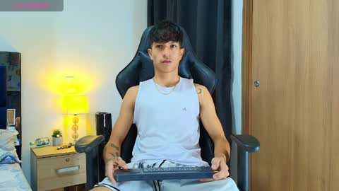 Snapshot of camilobass_ chatting on 1, 5, 2026 Camilo Bass online show from 1, 5, 2026
