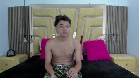 Snapshot of camilowhites chatting on 27, 2, 2025 CamilowhiteS online show from 27, 2, 2025